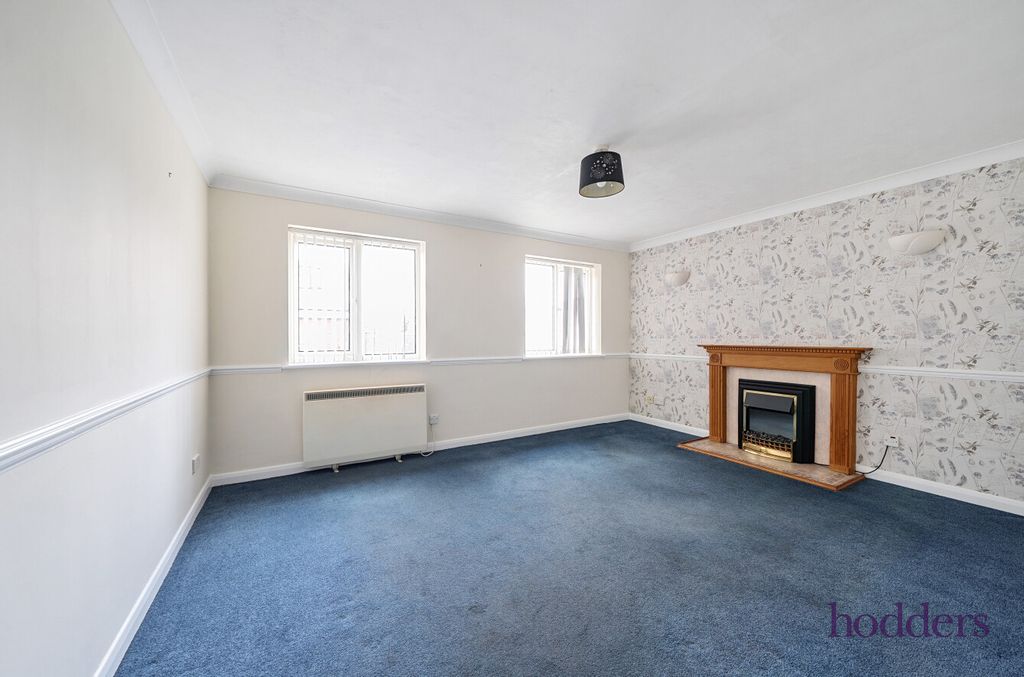 Property photo 2 of 20 415271E0-A198-4c7...