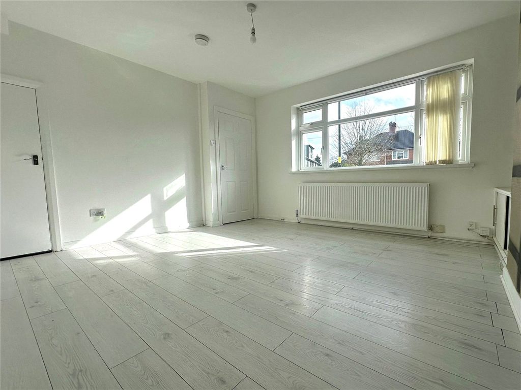 Property photo 3 of 15 Picture No. 01