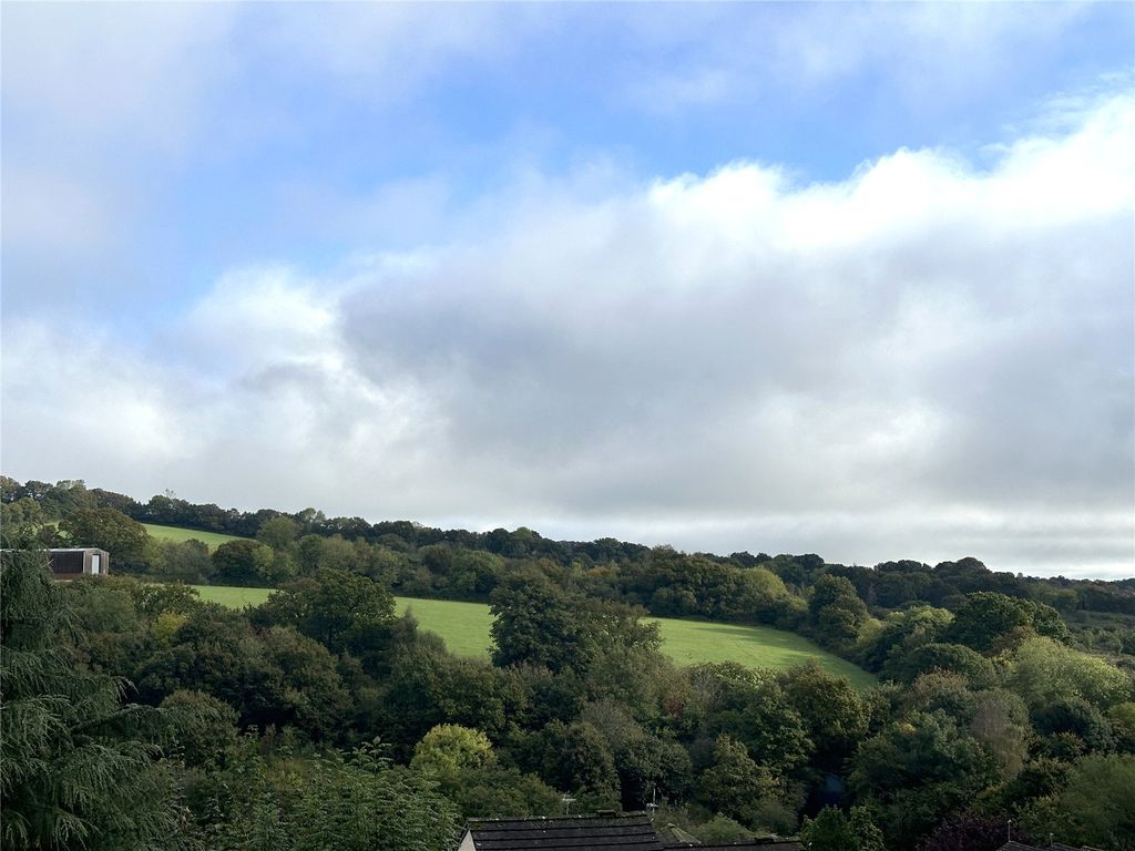 Property photo 2 of 16 View