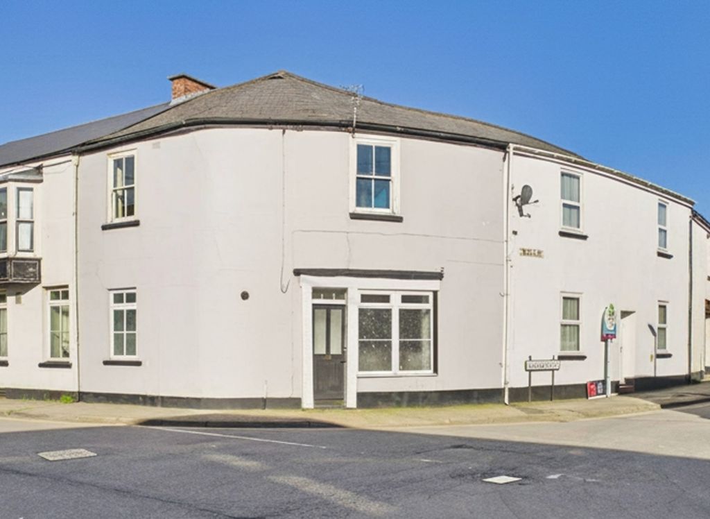 Property photo 1 of 12 Ewemove South Molton - 29 South Street