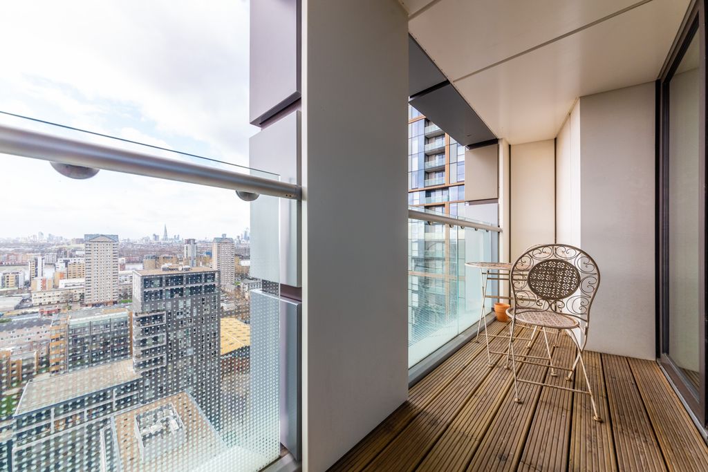 Property photo 2 of 17 Photo 15