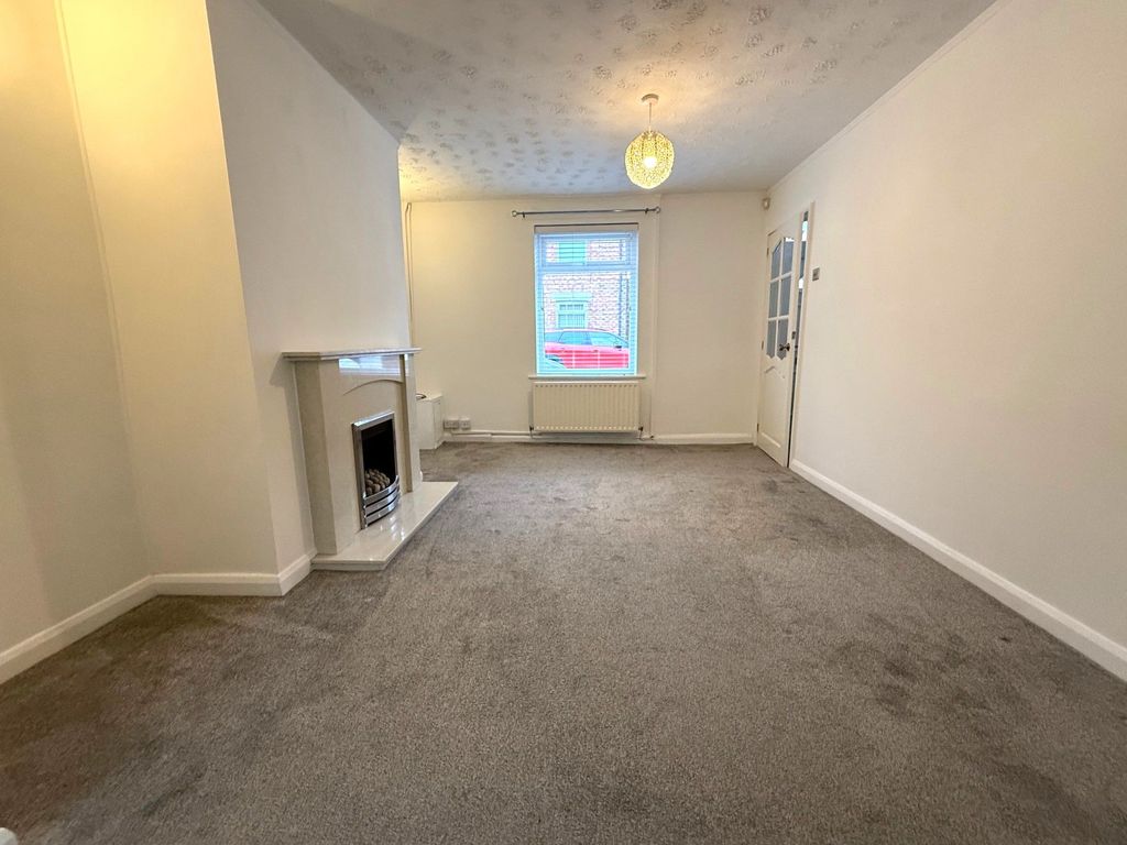 Property photo 3 of 12 Photograph 3