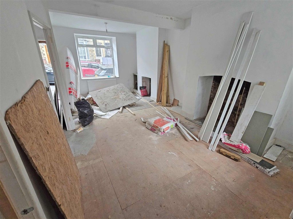 Property photo 2 of 5