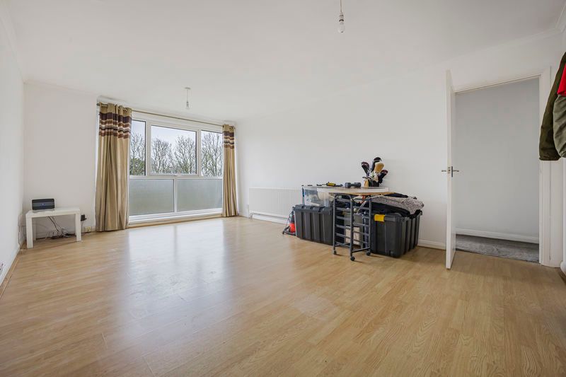 Property photo 2 of 11 Living Room