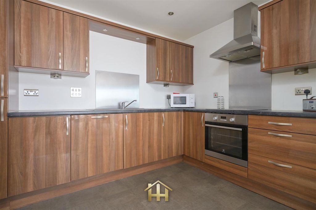 Additional image 10 of 2 bed flat for saleGourlay Yard, Dundee DD1