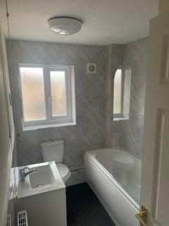 Property photo 3 of 8 Bathroom.Jpg