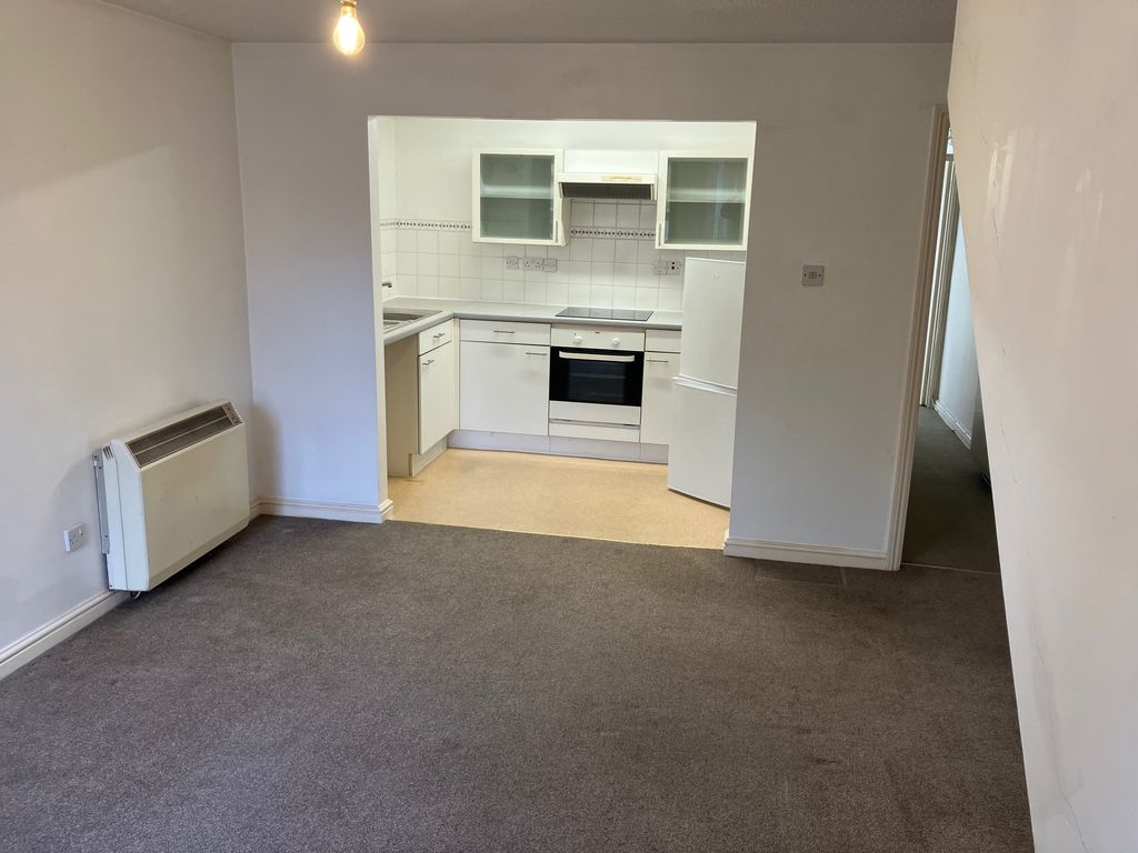 Property photo 2 of 5