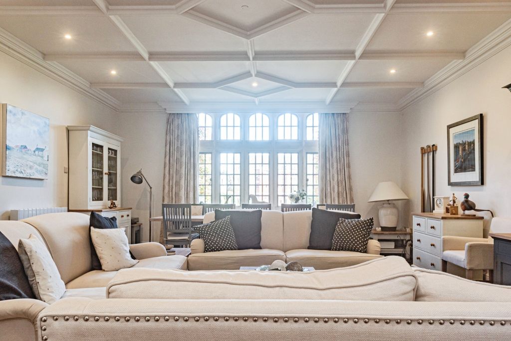 Property photo 3 of 20 Photo #3