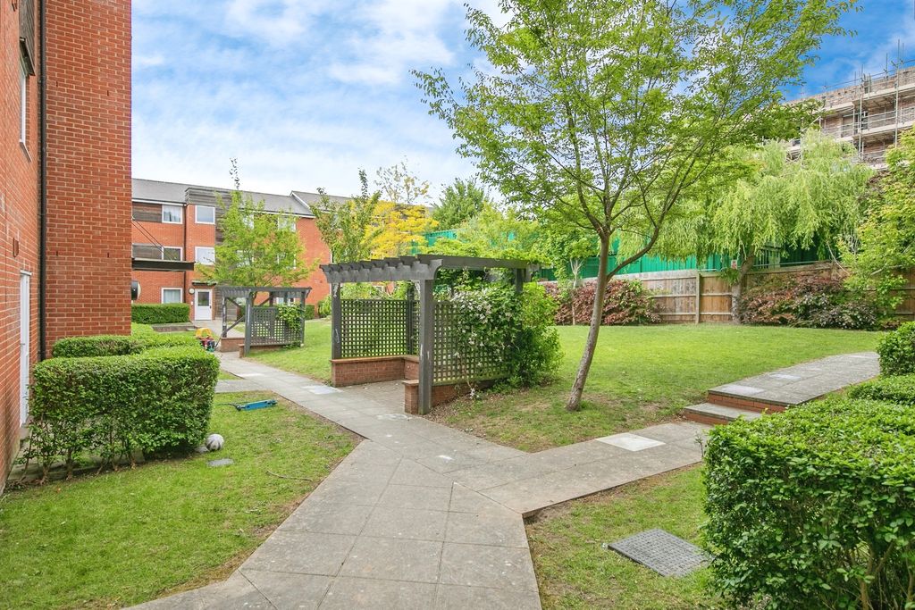 Property photo 2 of 11