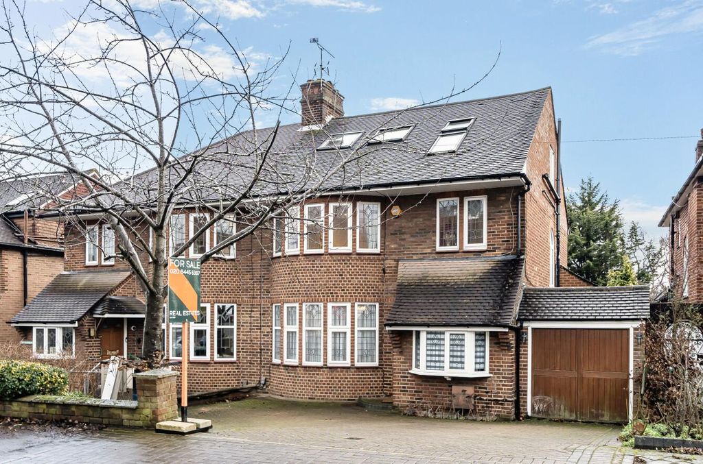 Property photo 1 of 15 1406953-1-6986007B7Be47.Jpg