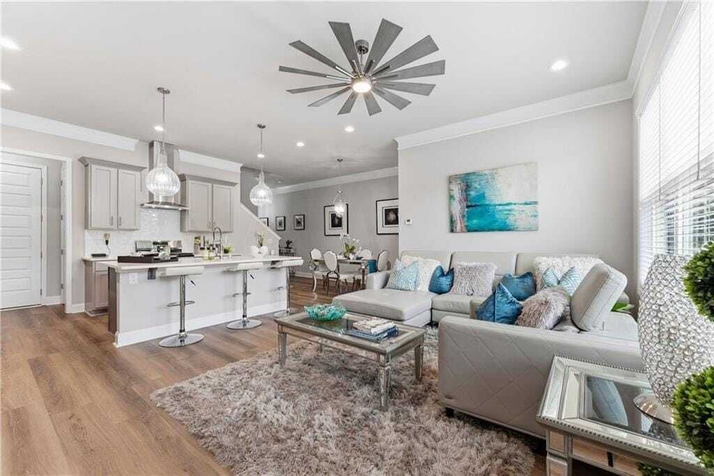 Property photo 1 of 31