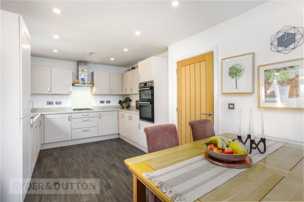 Property photo 3 of 39 Kitchen Diner