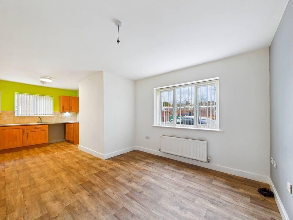 Property photo 3 of 8 Living Room