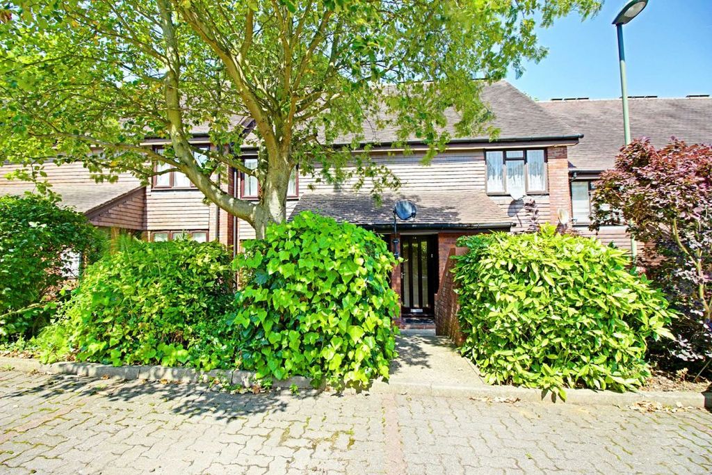 Property photo 2 of 4