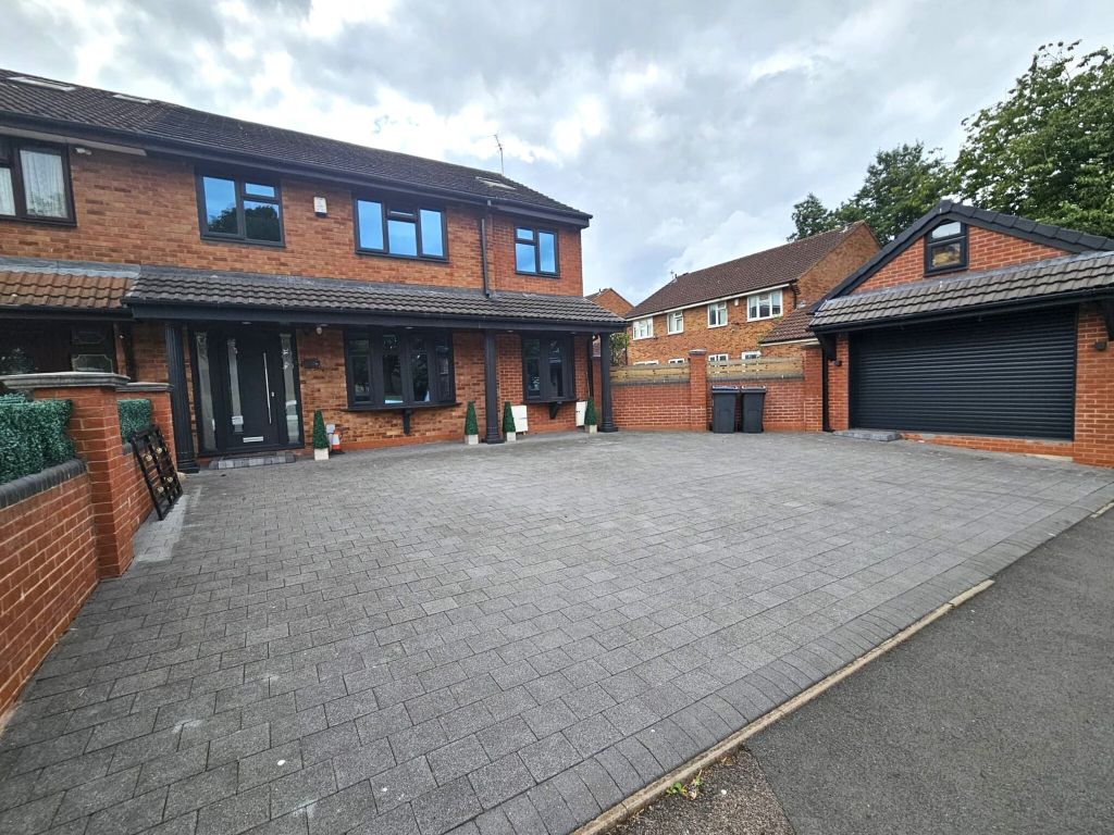 Property photo 1 of 21