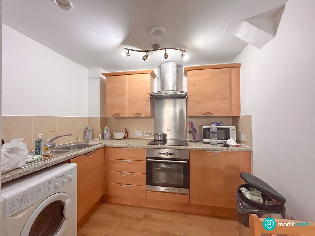 Property photo 2 of 10