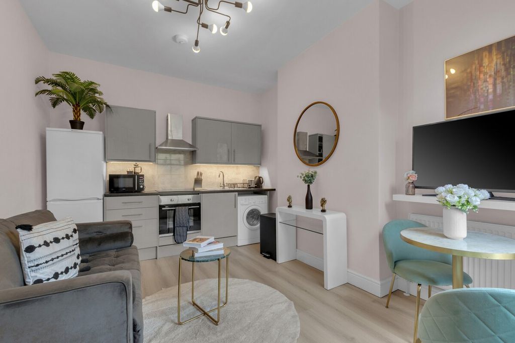 Property photo 1 of 29 Living Room