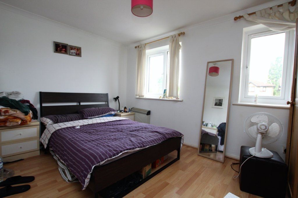 Property photo 3 of 6