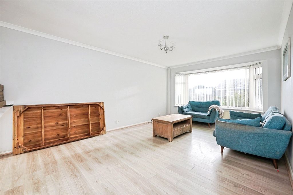 Property photo 2 of 19 Picture No. 42