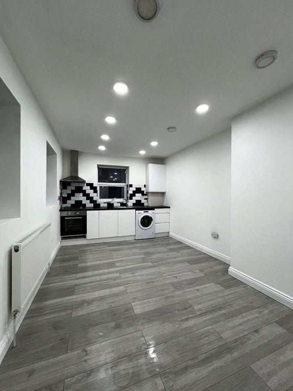 Property photo 1 of 3 Picture No. 01