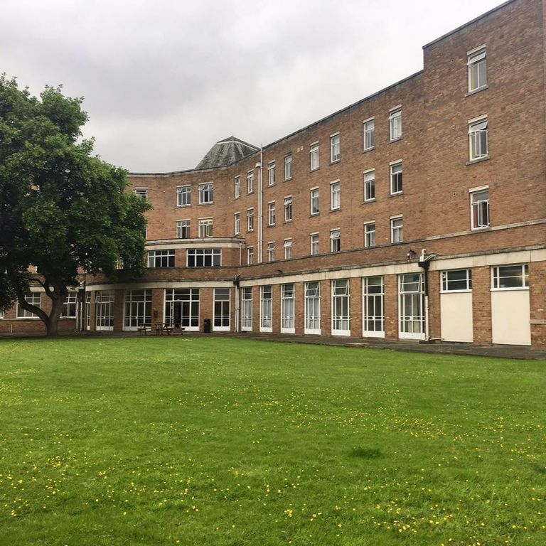 Property photo 1 of 4