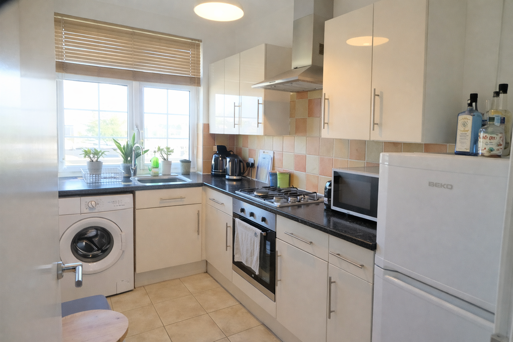 Property photo 3 of 6 c0774Ff4-d767-42cd-Ab96-860378Ea4Ddb