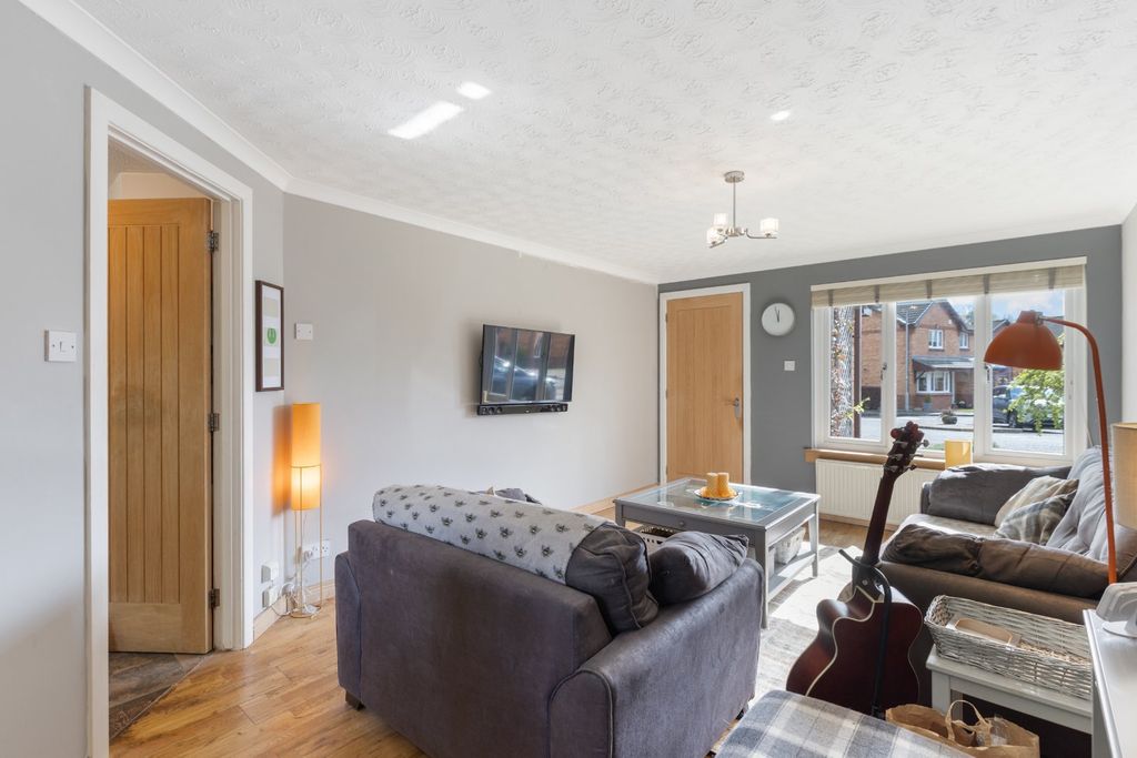 Property photo 3 of 30 Picture No. 05