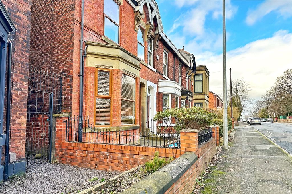 Property photo 2 of 34 Front External