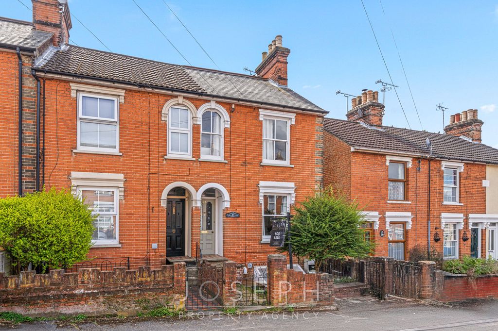 Property photo 1 of 15