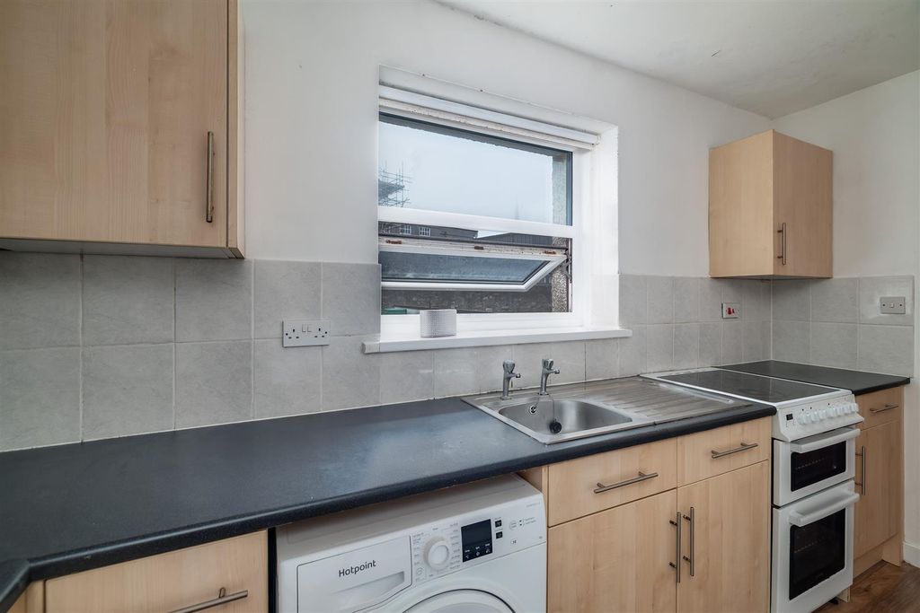 Additional image 7 of 1 bed flat for saleKing Street, Plymouth PL1