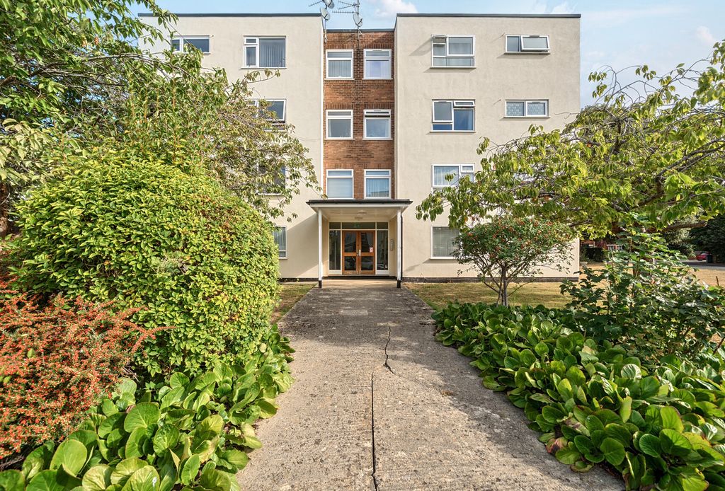 Property photo 1 of 9 1341118-19-68Ad81...