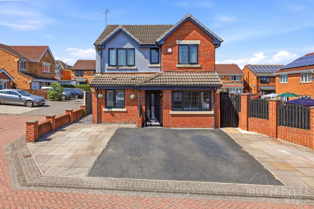 Property photo 1 of 37