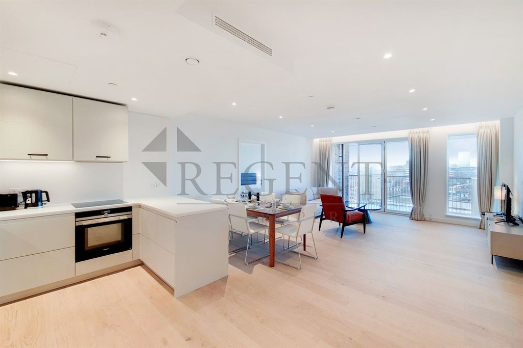 Property photo 3 of 17 Open Plan