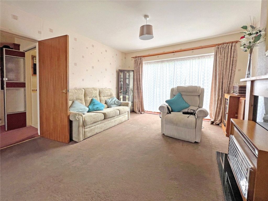 Property photo 2 of 13 Picture No. 27