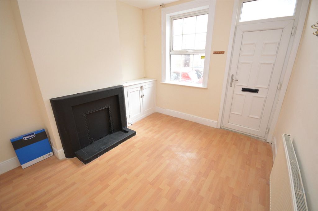 Property photo 2 of 11 Picture No. 03
