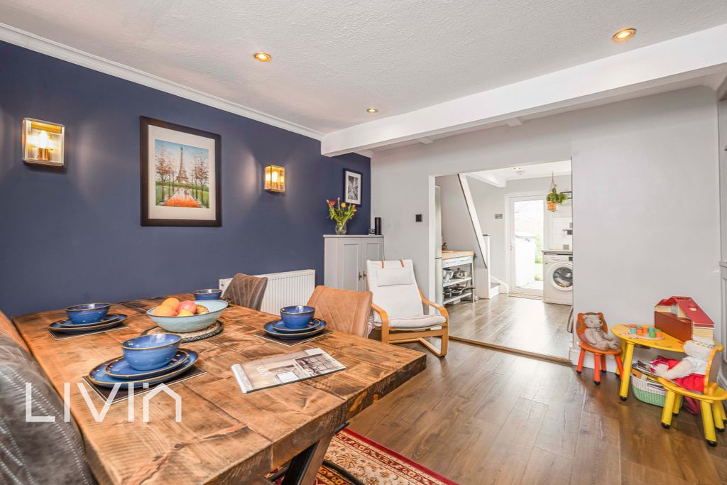 Property photo 3 of 17 120A0263