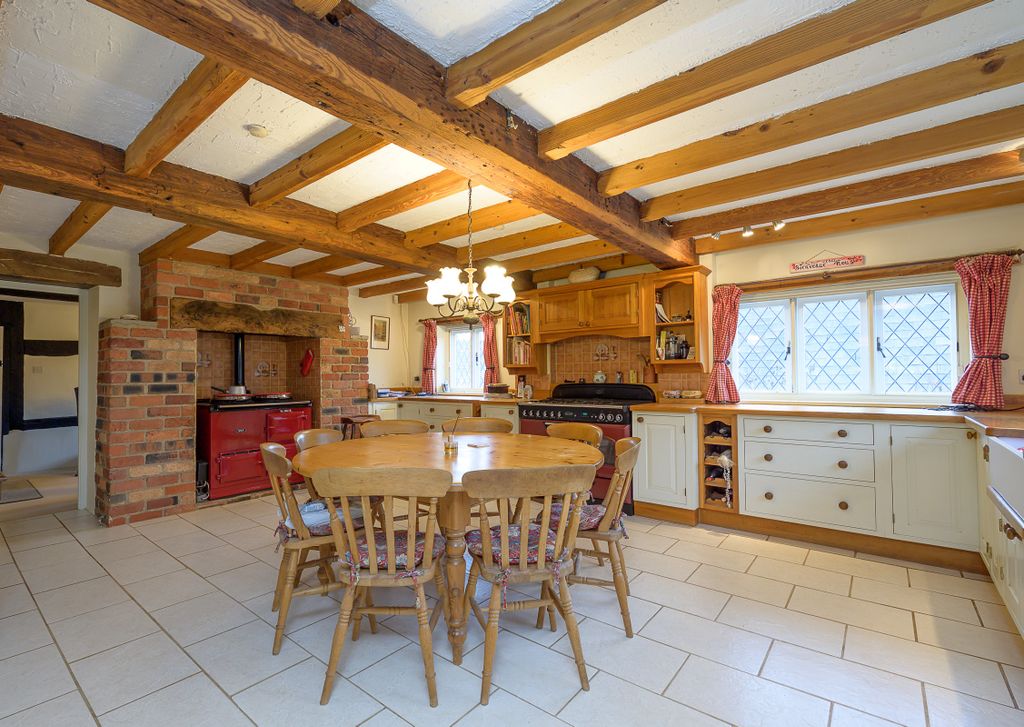 Property photo 2 of 30 Cowles House-23