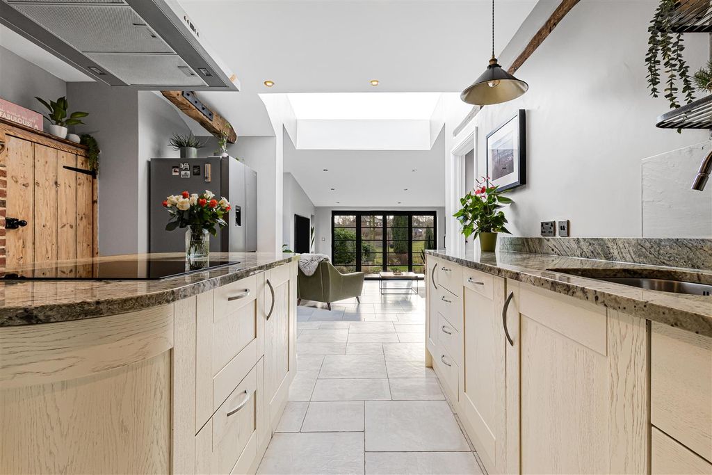 Property photo 3 of 46 5_69630.Jpg