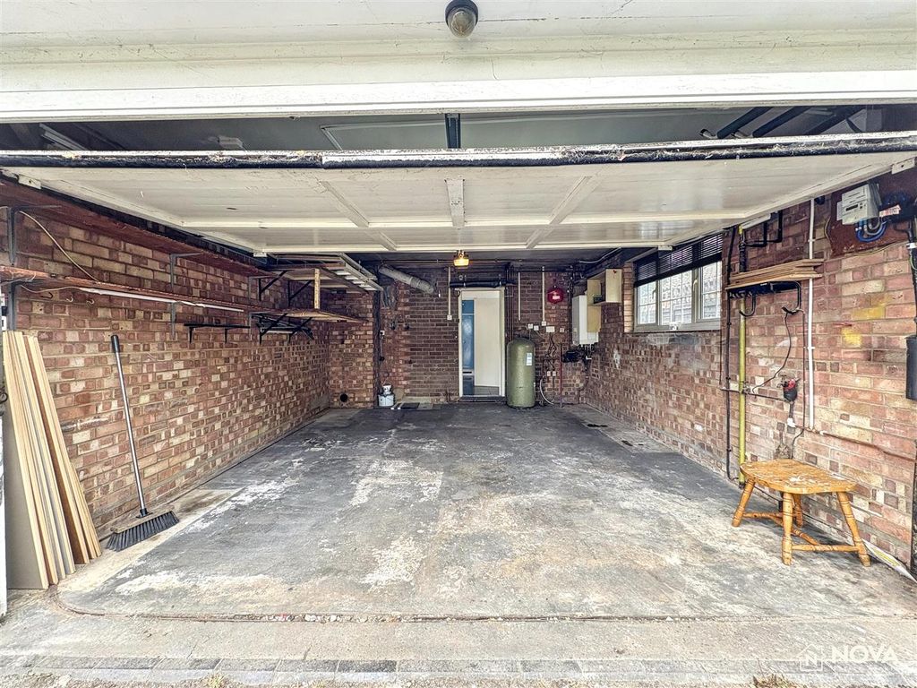 Additional image 28 of 4 bed detached house for saleOld Bedford Road, Luton LU2