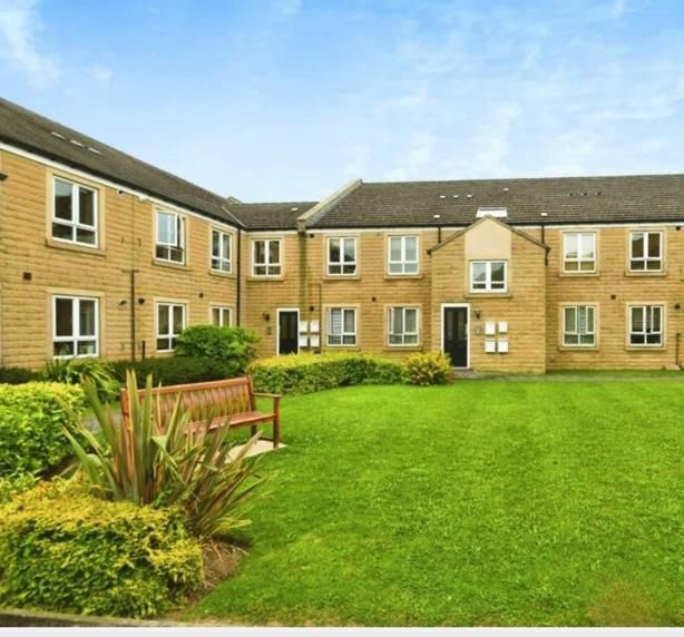 Property photo 3 of 15 B1C0A11E-6E93-4D79-A777-8Ba236150C00.Jpeg