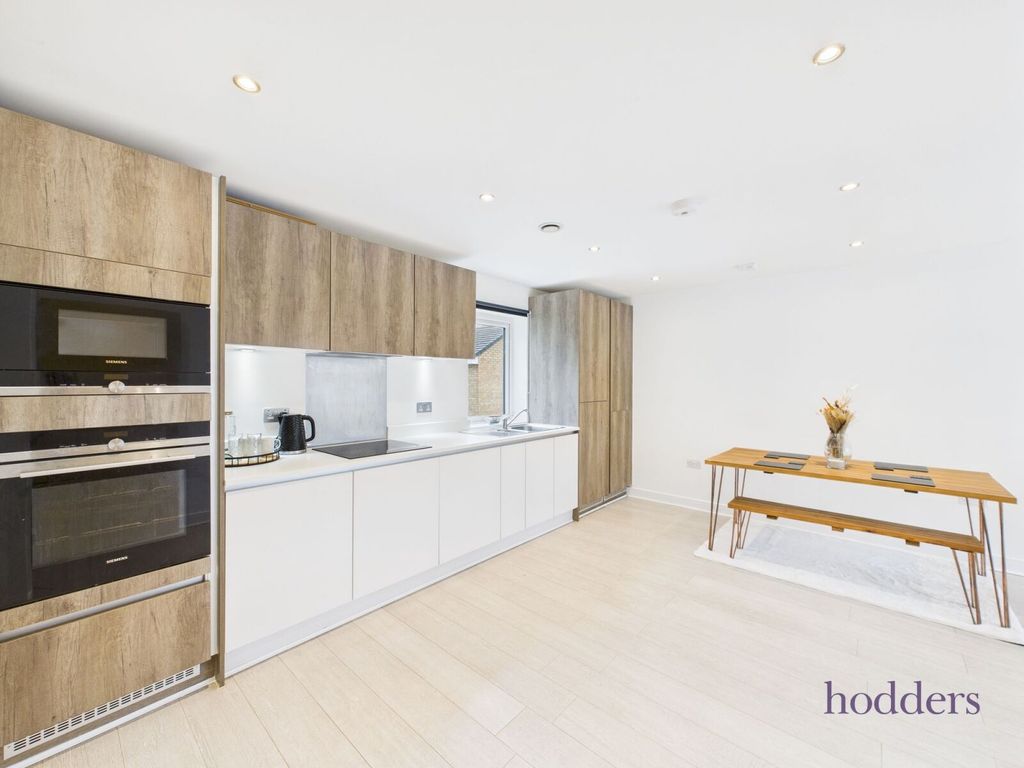 Property photo 2 of 14 Picture No. 06