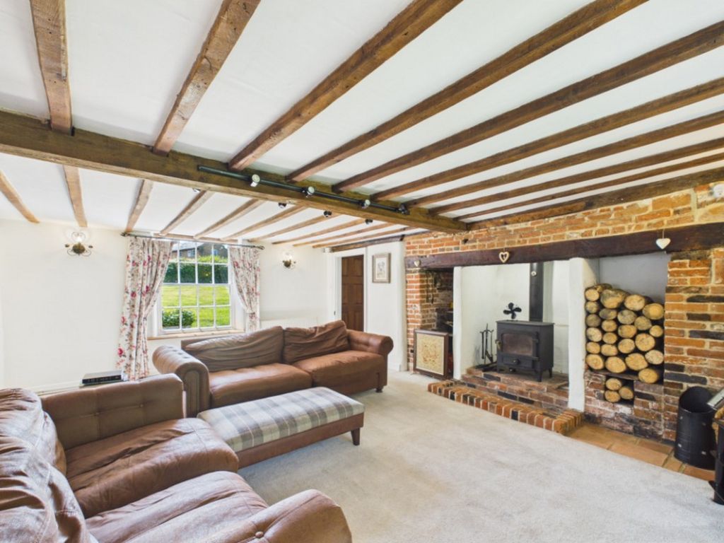 Property photo 2 of 34