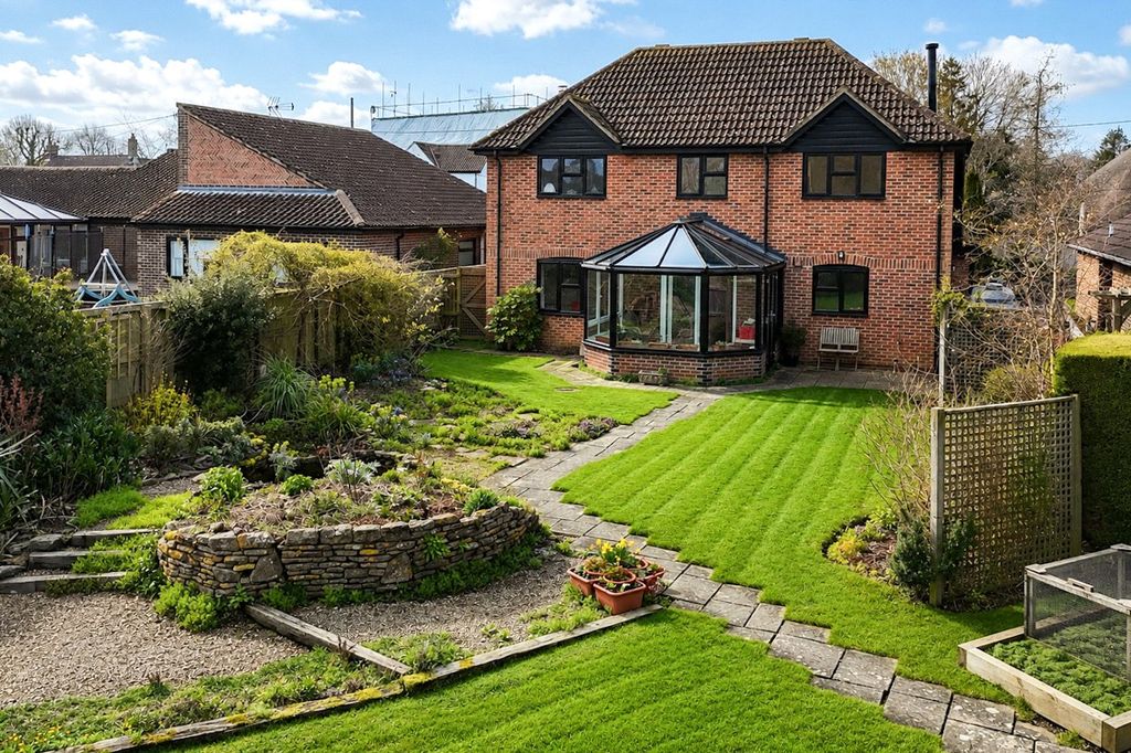 Property photo 1 of 28 Picture No. 37