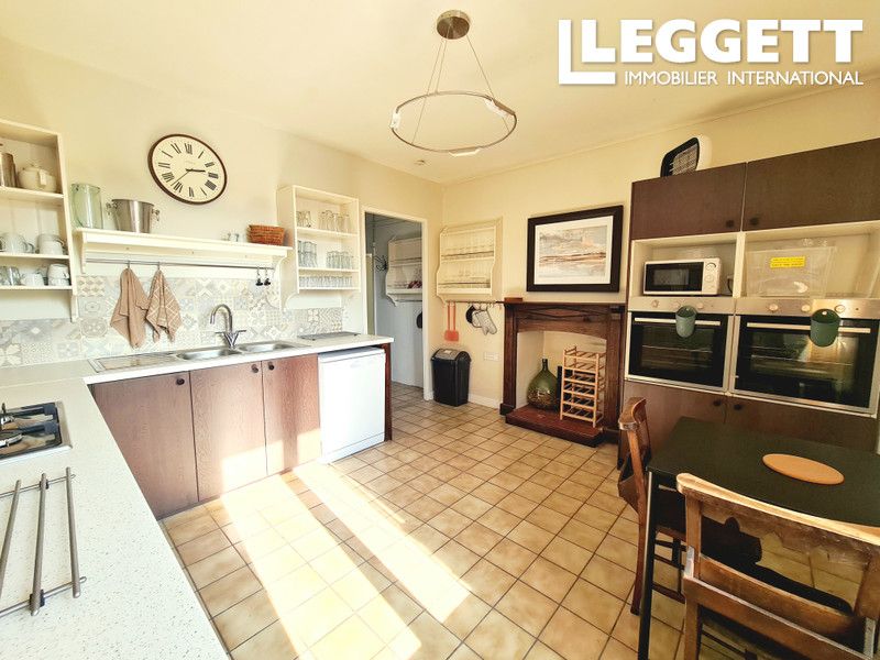 Property photo 3 of 10