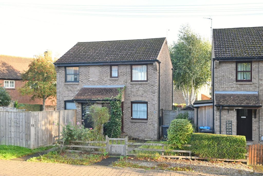 Property photo 1 of 18