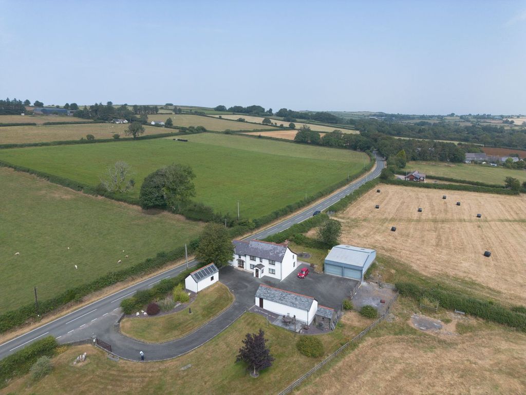 Property photo 1 of 72