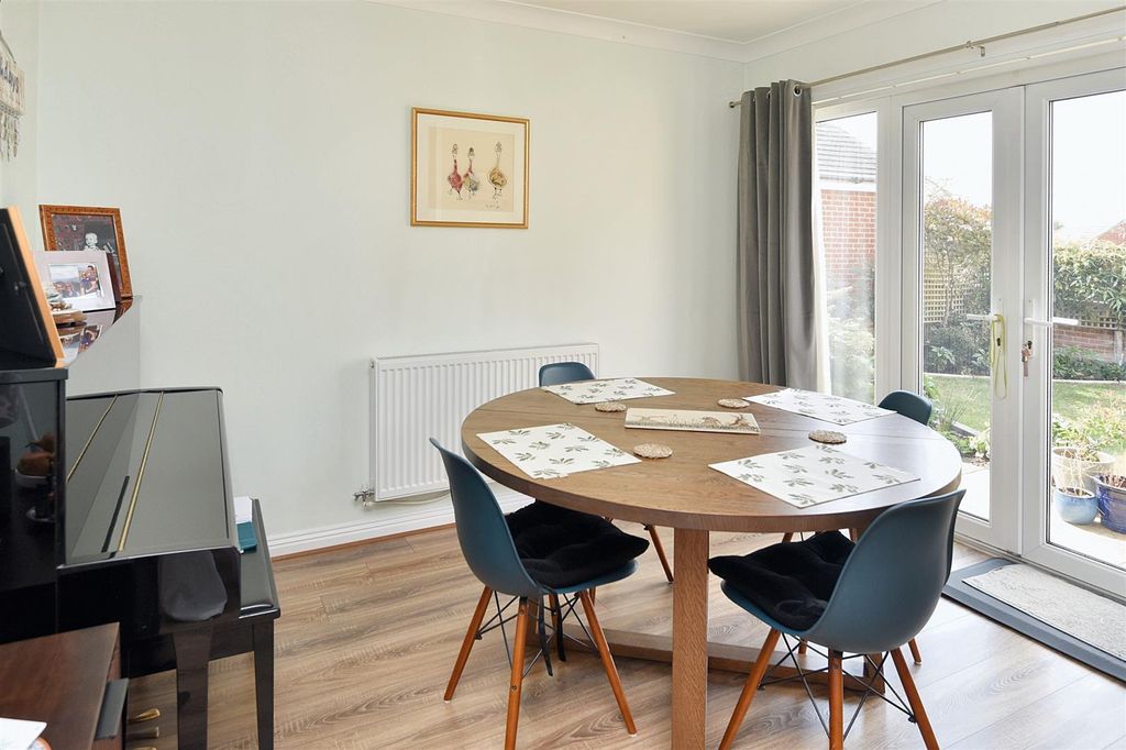 Property photo 3 of 12 Dining Room