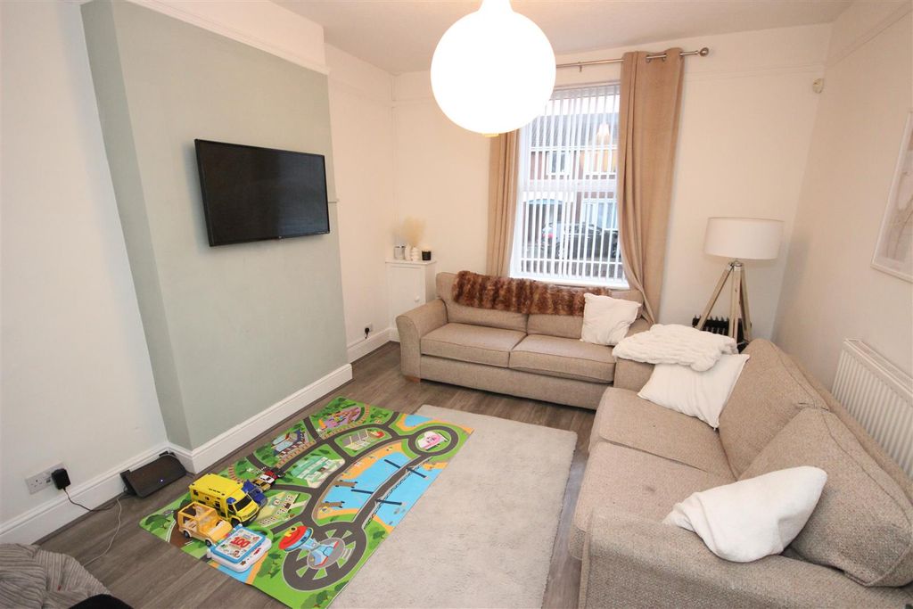 Property photo 2 of 12 Img_0498.Jpg