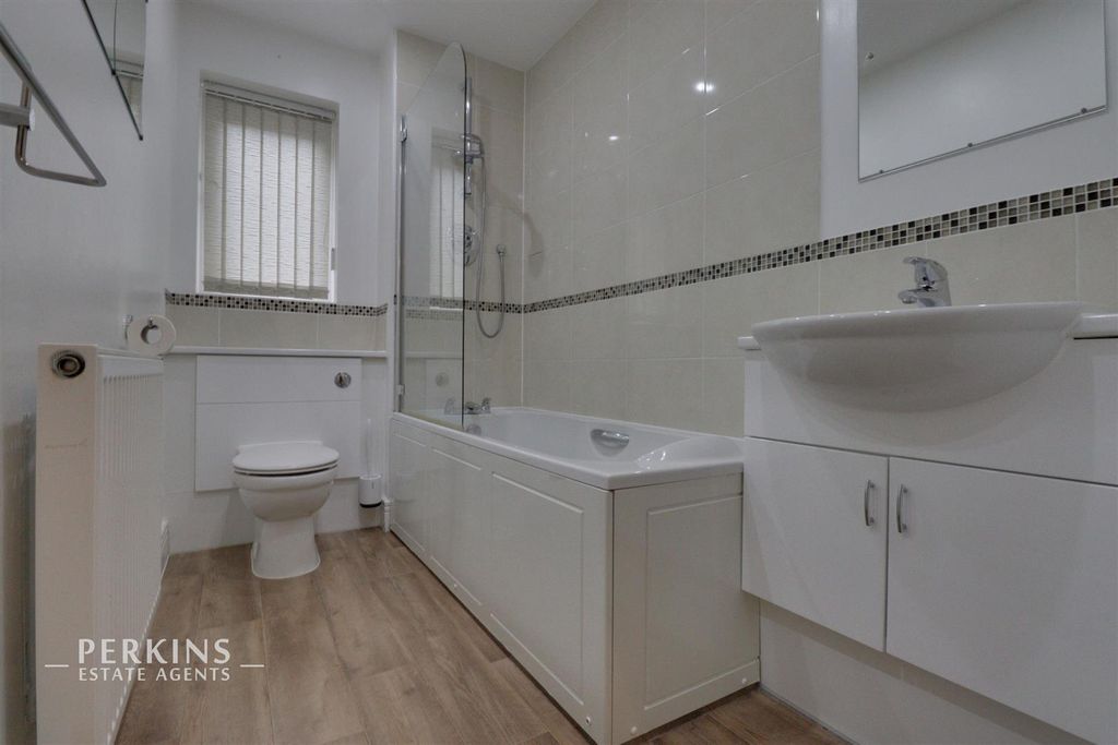 Property photo 2 of 5 Bathr.Jpg