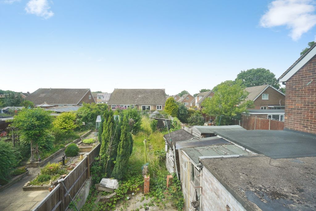 Property photo 2 of 3